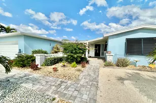 425 Penguin Dr, Satellite Beach, FL 32937 - Photo 3