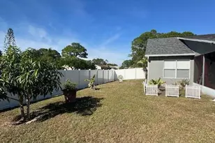 1098 Falconer St NW, Palm Bay, FL 32907 - Photo 35