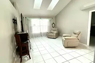 1098 Falconer St NW, Palm Bay, FL 32907 - Photo 5