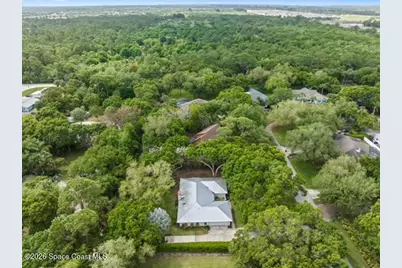 1240 40th Avenue SW, Vero Beach, FL 32968 - Photo 35