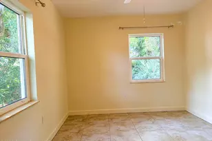 423 Oleander Ln, Melbourne, FL 32935 - Photo 9