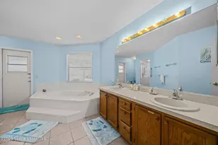 3607 Whisperwood Cir, Melbourne, FL 32901 - Photo 17