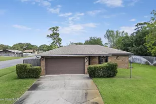 748 Samuel Chase Ln, Melbourne, FL 32904 - Photo 3