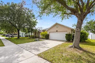 2425 Tuscarora Ct, Melbourne, FL 32904 - Photo 35