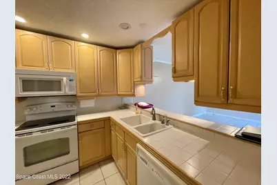 1425 Malibu Circle NE #111, Palm Bay, FL 32905 - Photo 9