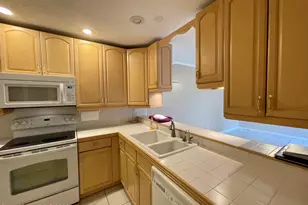 1425 Malibu Cir NE, Palm Bay, FL 32905 - Photo 9