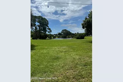 449 Del Monte Rd Road #A, Sebastian, FL 32958 - Photo 13