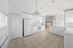 881 Indian Oaks Dr, Melbourne, FL 32901 - Photo 13