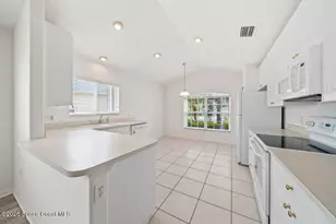 881 Indian Oaks Dr, Melbourne, FL 32901 - Photo 11