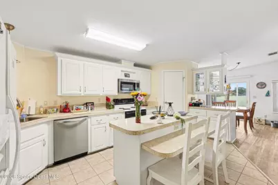 153 Scenic Drive, Cocoa, FL 32926 - Photo 9