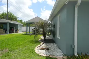 1619 Glencove Ave NW, Palm Bay, FL 32907 - Photo 61