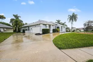 981 Victoria Pl, Melbourne, FL 32940 - Photo 5