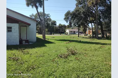 929 S Deleon Avenue, Titusville, FL 32780 - Photo 5