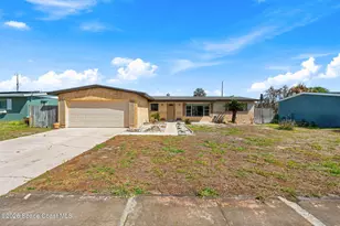 1230 Yacht Club Blvd, Indian Harbour Beach, FL 32937 - Photo 25