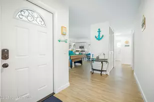 557 Ixora Dr, Melbourne, FL 32935 - Photo 3