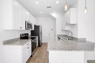 1455 Isabella Dr, Melbourne, FL 32935 - Photo 7