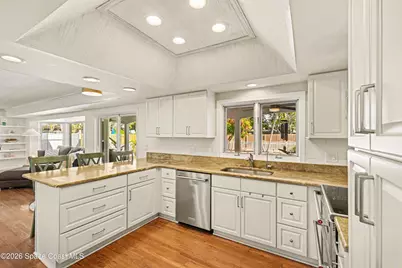 350 Amberjack Place E, Melbourne Beach, FL 32951 - Photo 11