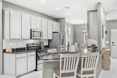 1061 Towhlen Street SE, Palm Bay, FL 32909 - Photo 5