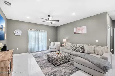 1061 Towhlen Street SE, Palm Bay, FL 32909 - Photo 9