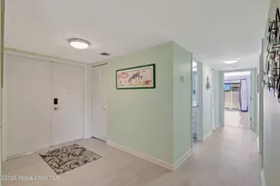 3209 S Lakeview Cir, Fort Pierce, FL 34949 - Photo 5