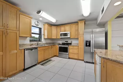 3209 S Lakeview Circle #8101, Fort Pierce, FL 34949 - Photo 11