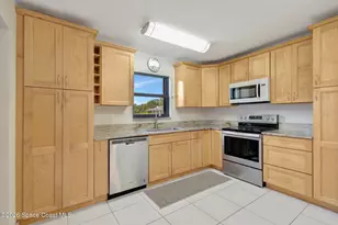 3209 S Lakeview Cir, Fort Pierce, FL 34949 - Photo 19