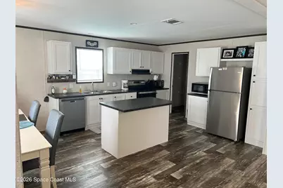 194 Holiday Park Boulevard NE, Palm Bay, FL 32907 - Photo 7