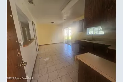 565 Elizabeth Street SE, Palm Bay, FL 32909 - Photo 5