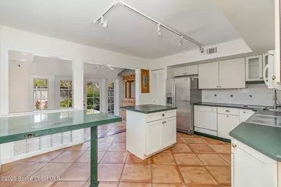 1800 S Orlando Avenue #1, Cocoa Beach, FL 32931 - Photo 7