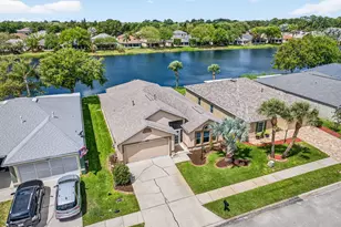 1280 Berryhill Dr, Melbourne, FL 32934 - Photo 7