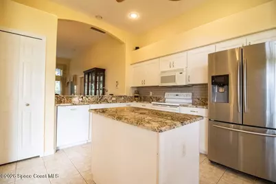 680 Morning Cove Circle SE, Palm Bay, FL 32909 - Photo 9