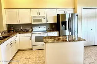 680 Morning Cove Cir SE, Palm Bay, FL 32909 - Photo 9