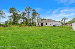 281 Sarah Rd SW, Palm Bay, FL 32908 - Photo 23