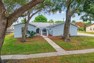 3645 Alan Dr, Titusville, FL 32780 - Photo 7