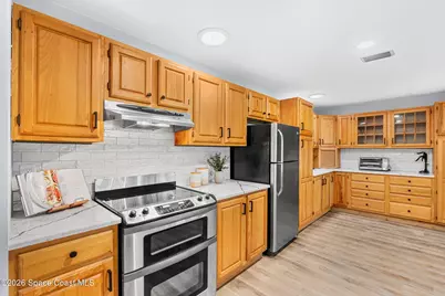 975 Oak Street, Merritt Island, FL 32953 - Photo 11