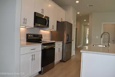 406 Grove Lane, Melbourne, FL 32901 - Photo 5