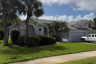 269 Carmel Dr, Melbourne, FL 32940 - Photo 3