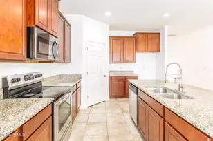 1723 Musgrass Cir, West Melbourne, FL 32904 - Photo 9