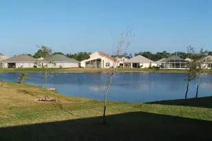 2410 Stratford Pointe Dr, Melbourne, FL 32904 - Photo 15