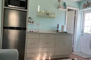 2025 Date Palm Ave, Indialantic, FL 32903 - Photo 3