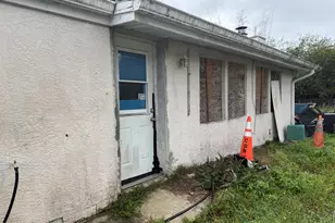 738 Lund Cir, Melbourne, FL 32901 - Photo 11