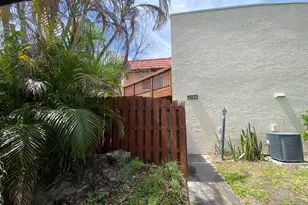 8759 Live Oak Ct, Cape Canaveral, FL 32920 - Photo 23