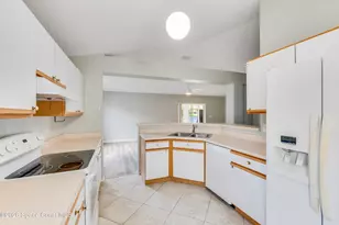 1563 Vista Lake Cir, Melbourne, FL 32904 - Photo 17