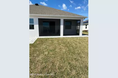 8231 Laguna Circle, Micco, FL 32976 - Photo 41