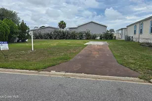 855 Hawthorn Cir, Barefoot Bay, FL 32976 - Photo 1