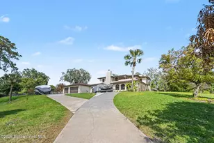 3900 Hidden Hills Dr, Titusville, FL 32796 - Photo 5