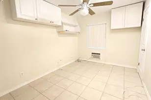 9852 Honeysuckle Dr, Micco, FL 32976 - Photo 5