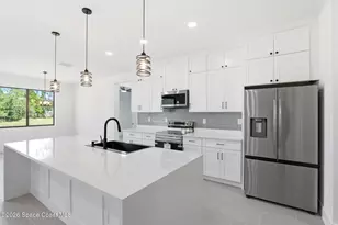 889 Reading St SE, Palm Bay, FL 32909 - Photo 7
