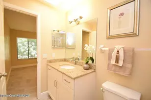 670 Cedar Side Cir NE, Palm Bay, FL 32905 - Photo 15