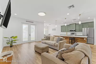790 Haryestor Avenue SW, Palm Bay, FL 32908 - Photo 3